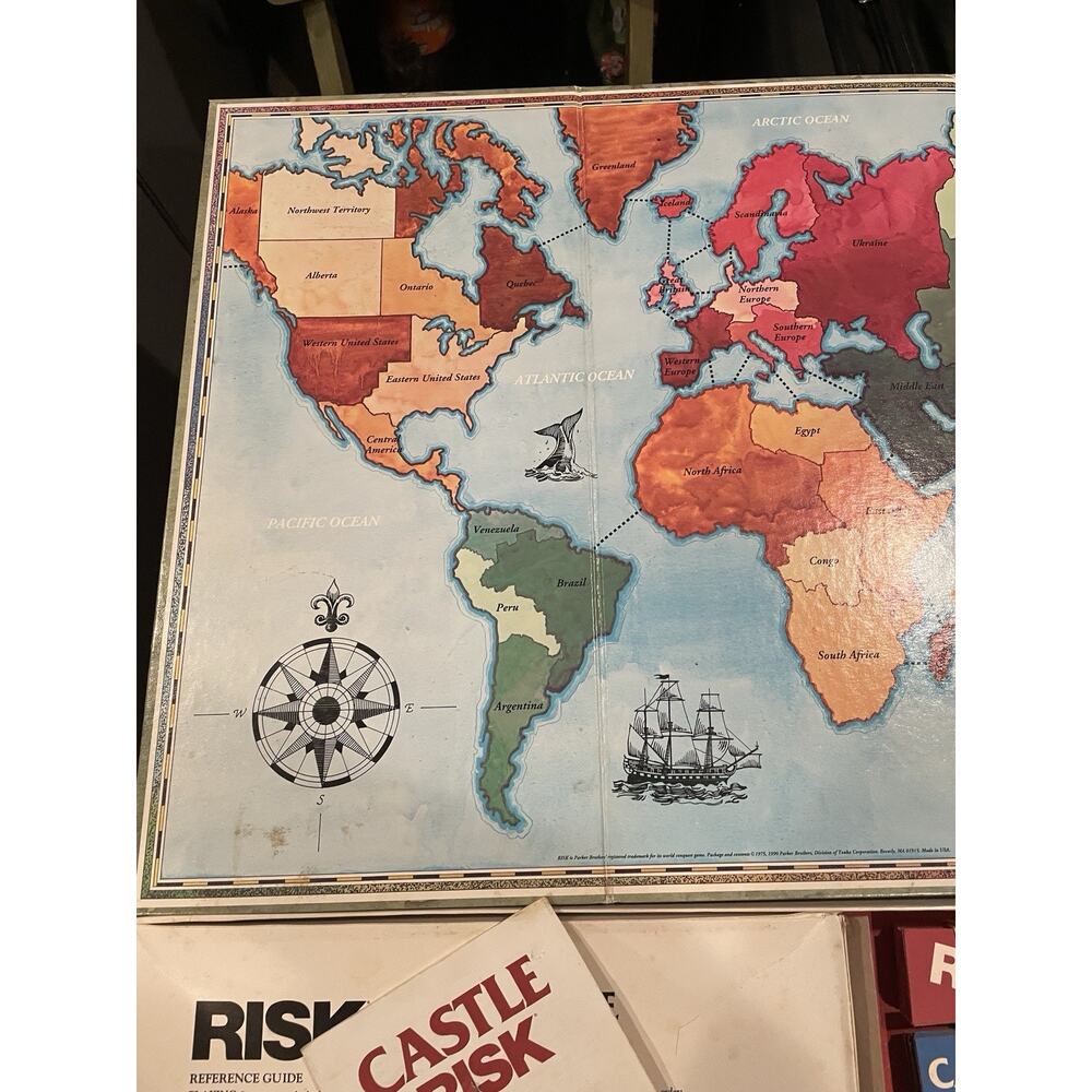 Vtg Castle Risk Risk 2 In 1 Board Game - Picture 6 of 12